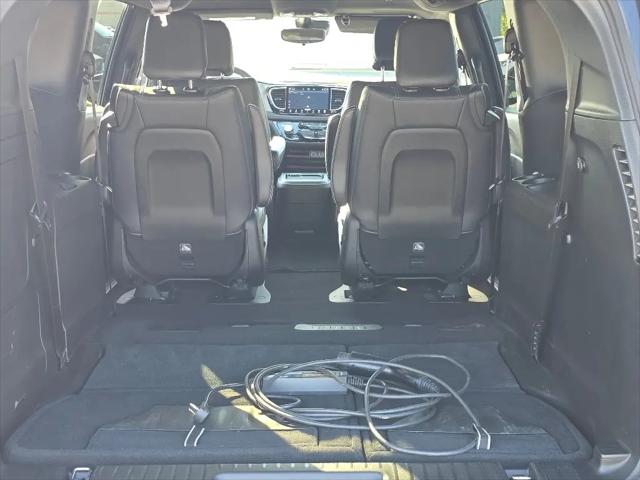 2024 Chrysler Pacifica Hybrid S Appearance Pkg