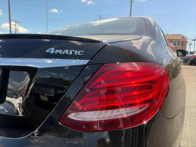 2018 Mercedes-Benz E-CLASS E 300 4MATIC