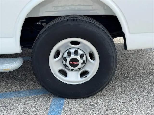 2025 GMC Savana Cargo RWD 2500 Regular Wheelbase Work Van