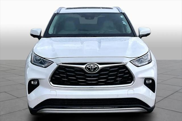 2023 Toyota Highlander Platinum