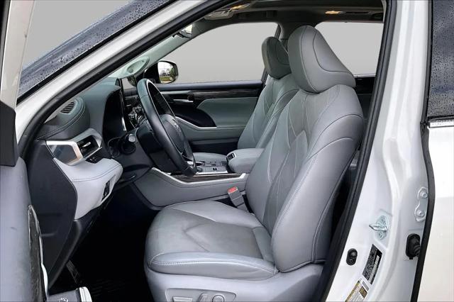 2023 Toyota Highlander Platinum