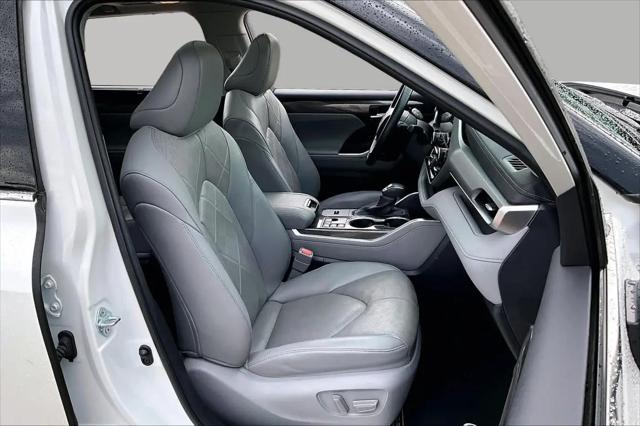 2023 Toyota Highlander Platinum