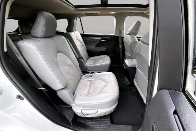 2023 Toyota Highlander Platinum