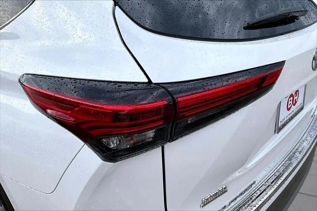 2023 Toyota Highlander Platinum