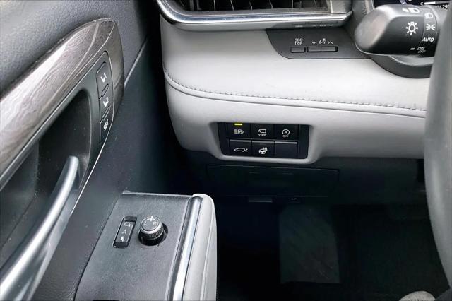 2023 Toyota Highlander Platinum
