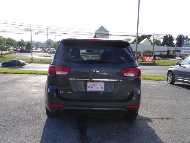 2016 Kia Sedona LX