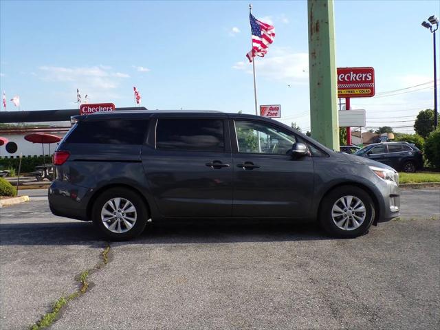 2016 Kia Sedona LX