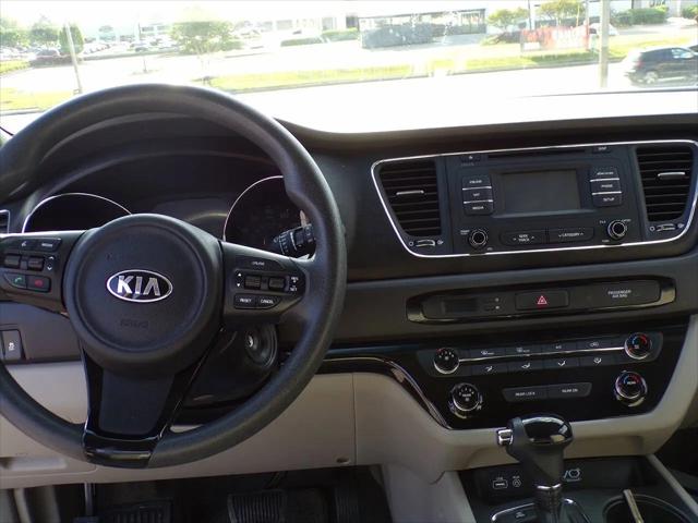 2016 Kia Sedona LX