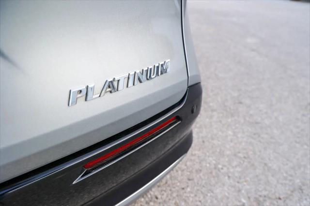 2025 Toyota Sienna Platinum