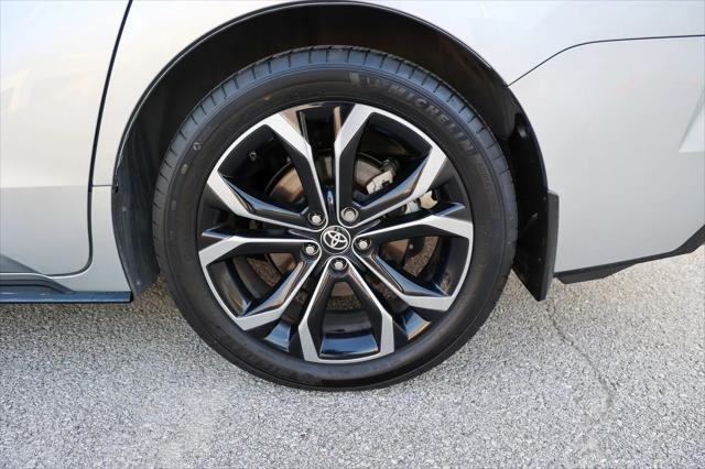 2025 Toyota Sienna Platinum