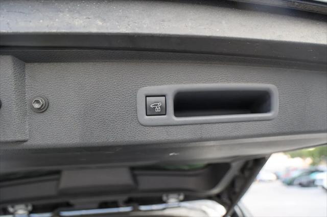 2025 Toyota Sienna Platinum