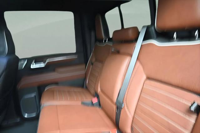 2025 GMC Sierra 2500HD 4WD Crew Cab Standard Bed Denali Ultimate