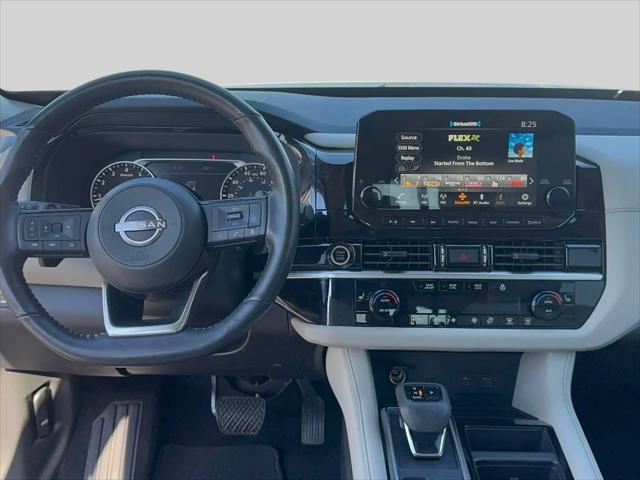 2023 Nissan Pathfinder SL 4WD
