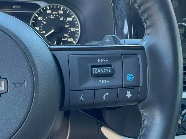 2023 Nissan Pathfinder SL 4WD
