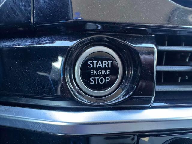 2023 Nissan Pathfinder SL 4WD