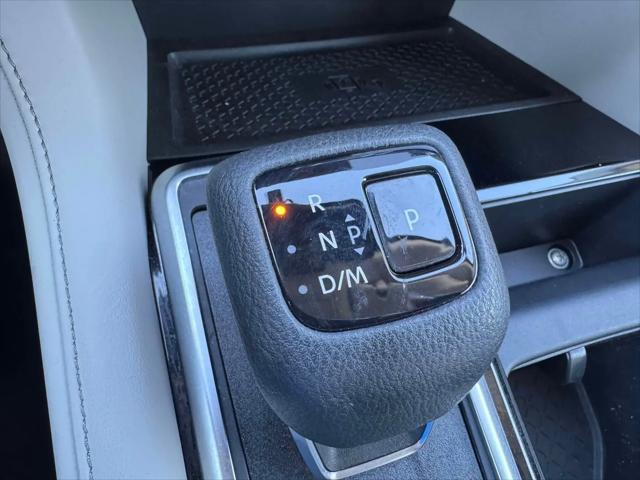 2023 Nissan Pathfinder SL 4WD