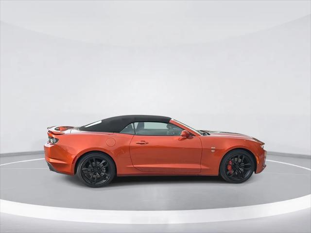 2023 Chevrolet Camaro RWD Convertible 1LT