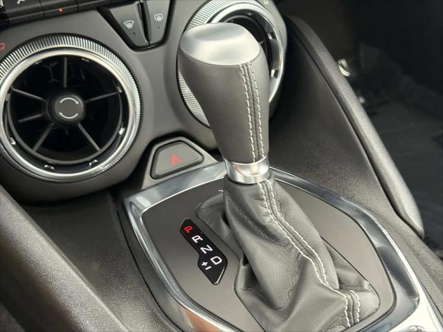 2023 Chevrolet Camaro RWD Convertible 1LT
