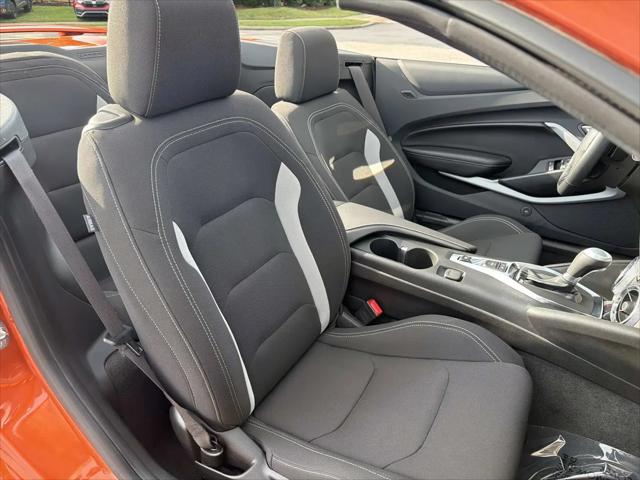 2023 Chevrolet Camaro RWD Convertible 1LT
