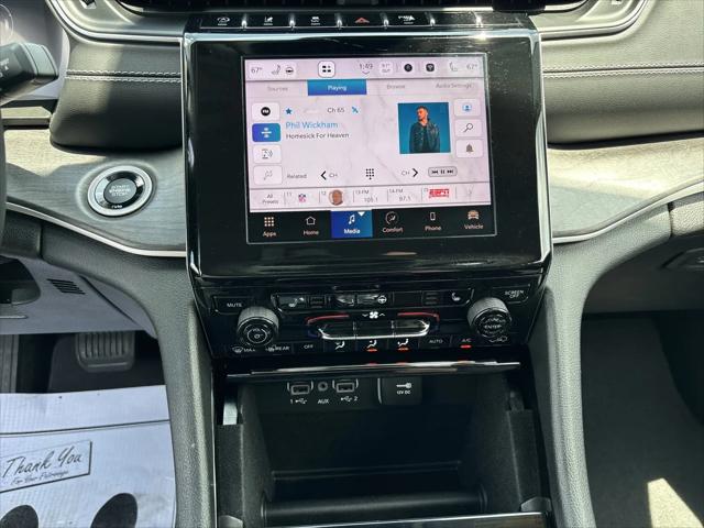 2022 Jeep Grand Cherokee L Limited 4x4