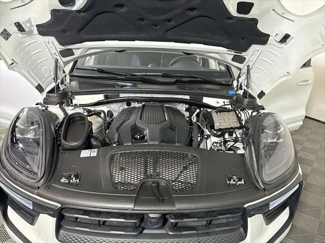 2024 Porsche Macan Macan