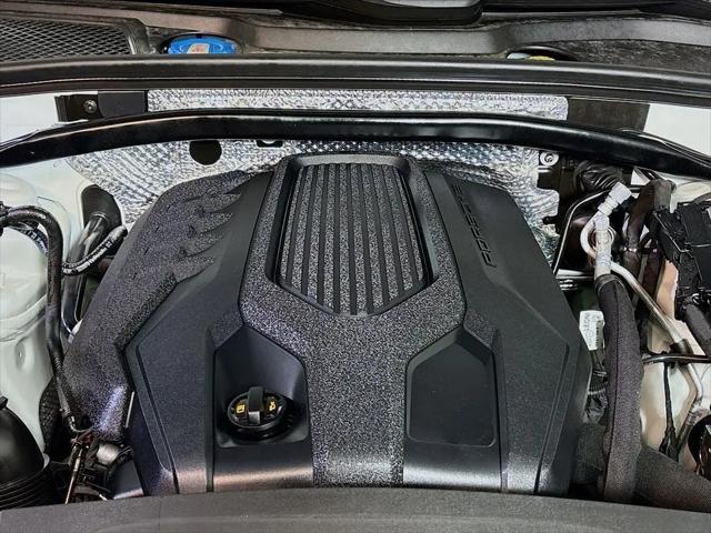 2024 Porsche Macan Macan