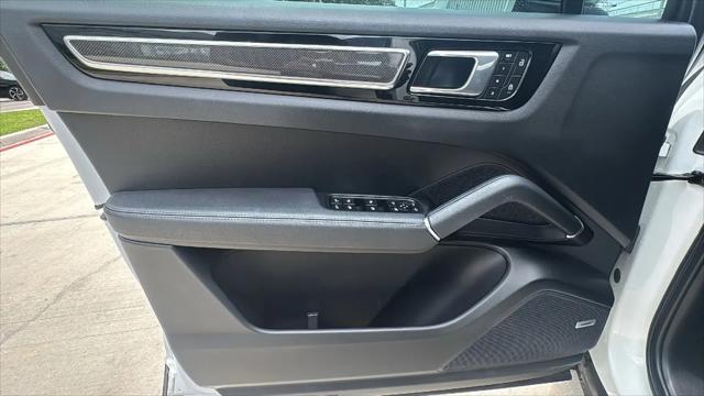 2023 Porsche Cayenne Cayenne