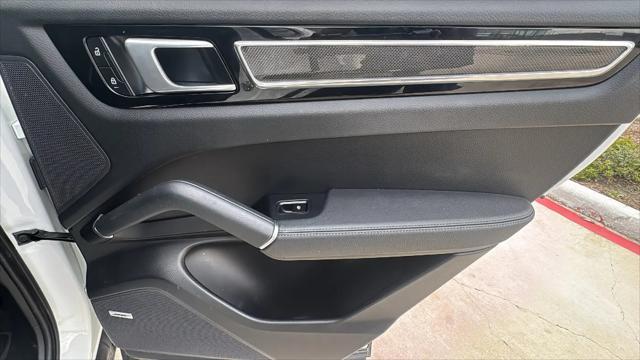 2023 Porsche Cayenne Cayenne