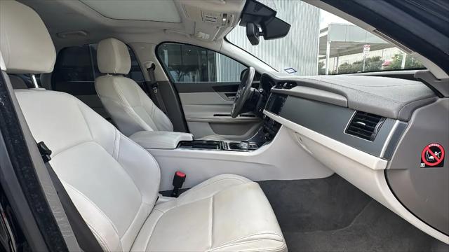 2016 Jaguar XF 35t Premium