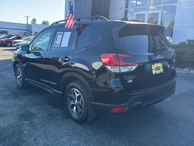 2023 Subaru Forester Premium