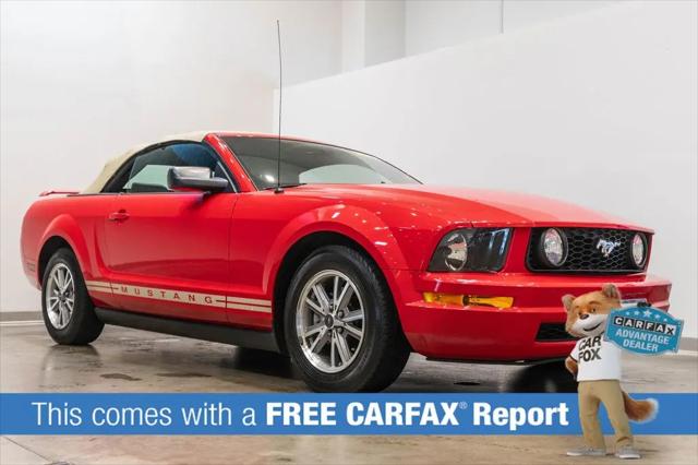2005 Ford Mustang Deluxe