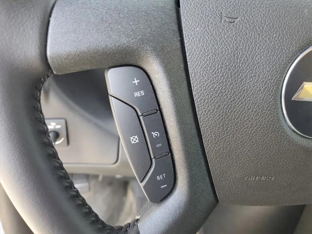 2023 Chevrolet Express Cutaway Work Van