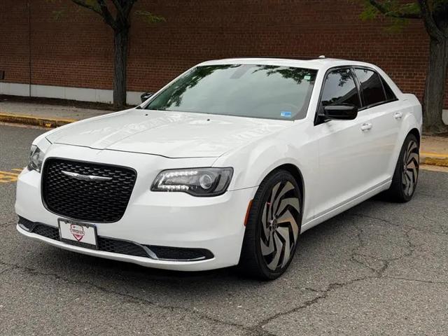 2019 Chrysler 300 Touring