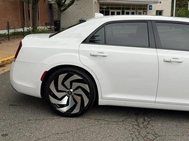 2019 Chrysler 300 Touring