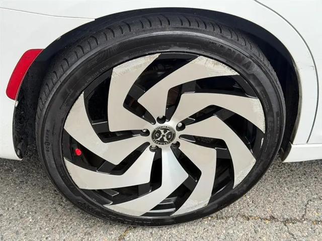 2019 Chrysler 300 Touring