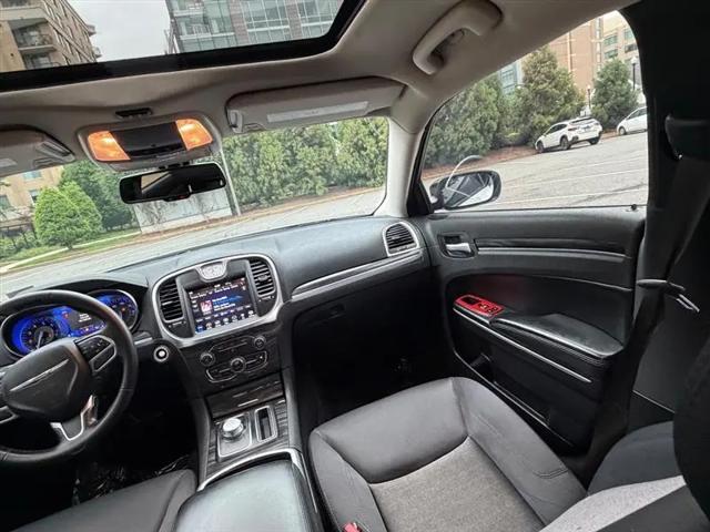 2019 Chrysler 300 Touring