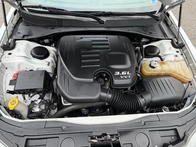 2019 Chrysler 300 Touring