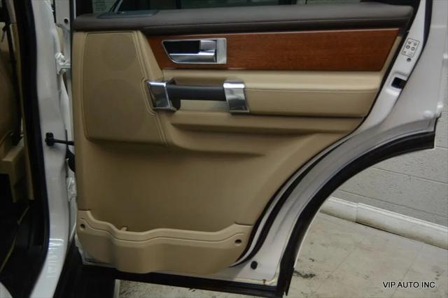 2016 Land Rover LR4 HSE LUX