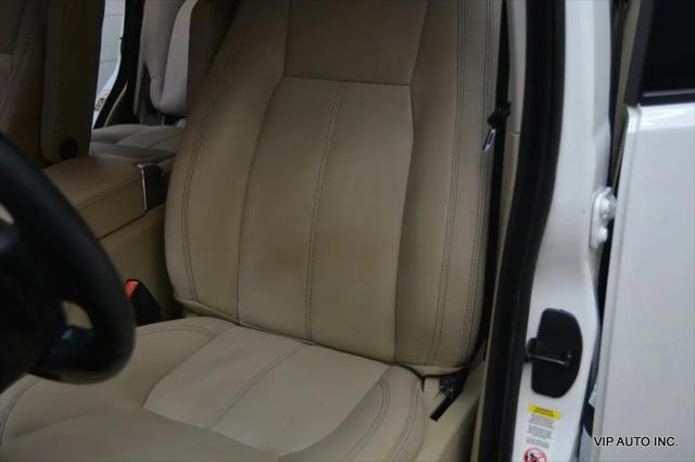 2016 Land Rover LR4 HSE LUX
