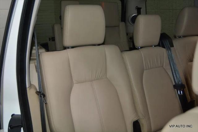 2016 Land Rover LR4 HSE LUX