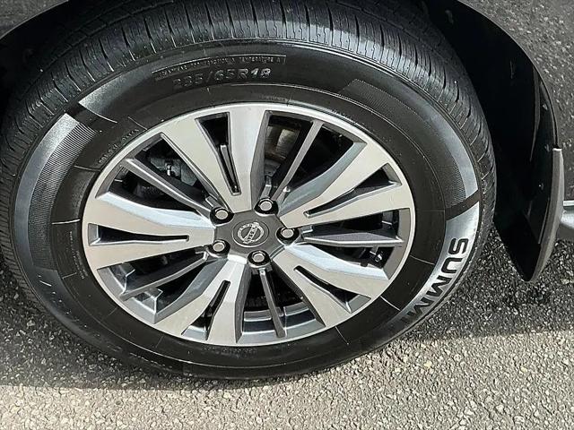 2020 Nissan Pathfinder SL 4WD