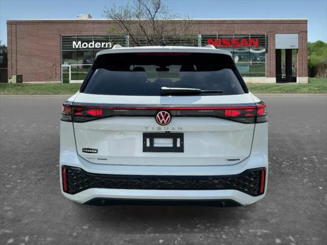 2026 Volkswagen Tiguan SEL R-Line Turbo