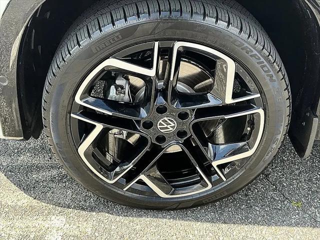 2026 Volkswagen Tiguan SEL R-Line Turbo