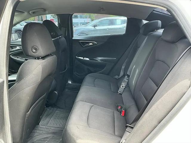 2020 Chevrolet Malibu FWD RS