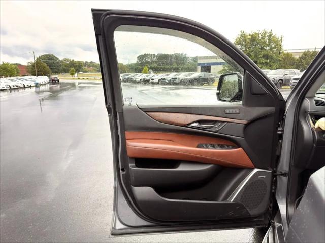 2019 Cadillac Escalade Luxury
