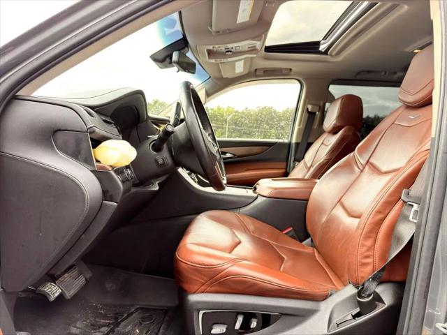2019 Cadillac Escalade Luxury