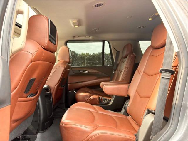 2019 Cadillac Escalade Luxury