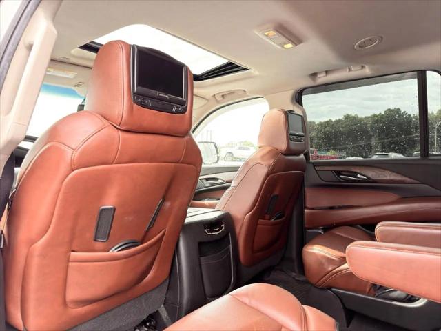 2019 Cadillac Escalade Luxury