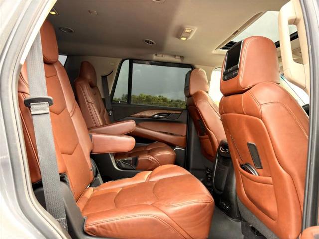 2019 Cadillac Escalade Luxury