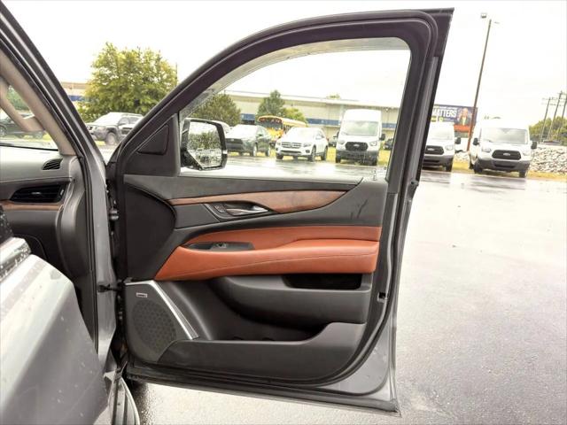 2019 Cadillac Escalade Luxury
